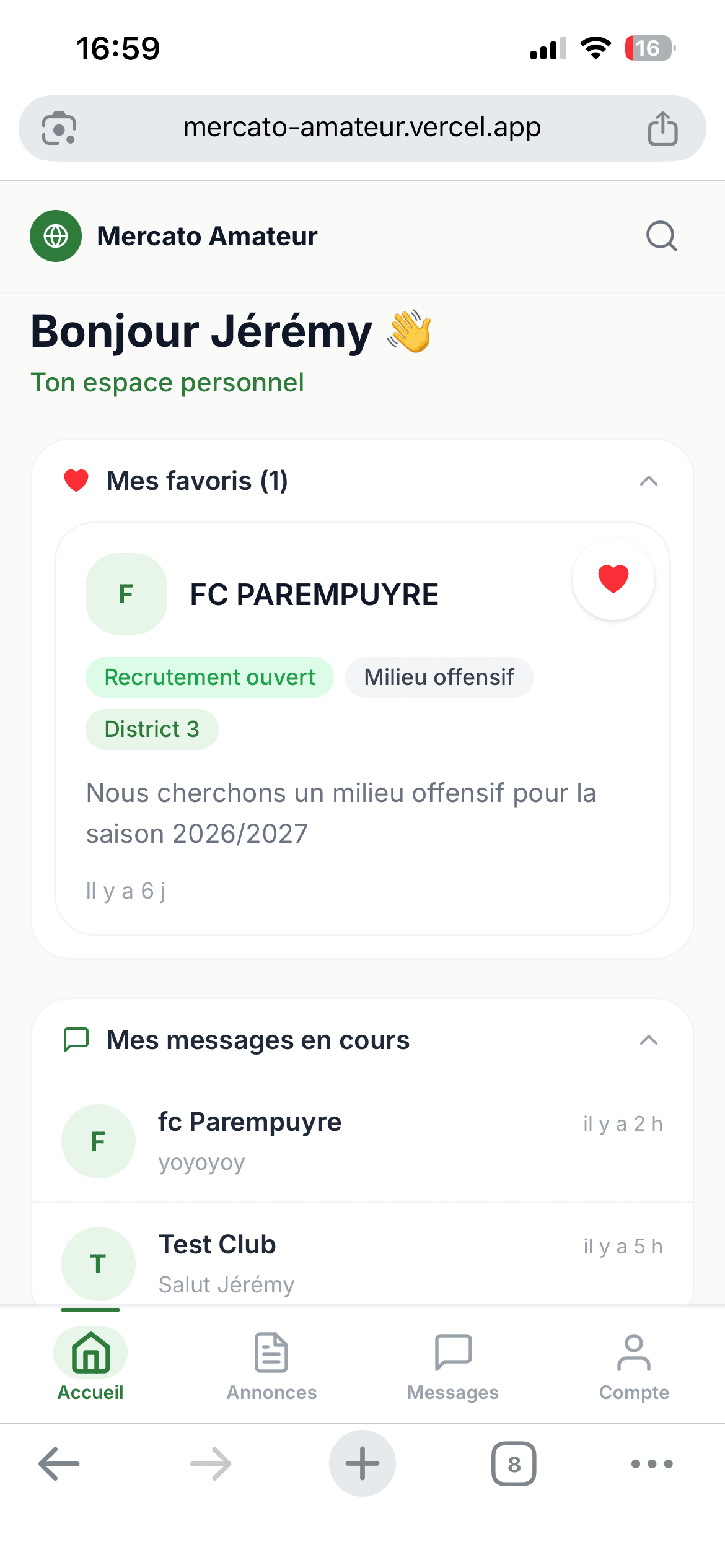 Tableau de bord joueur avec favoris et messages